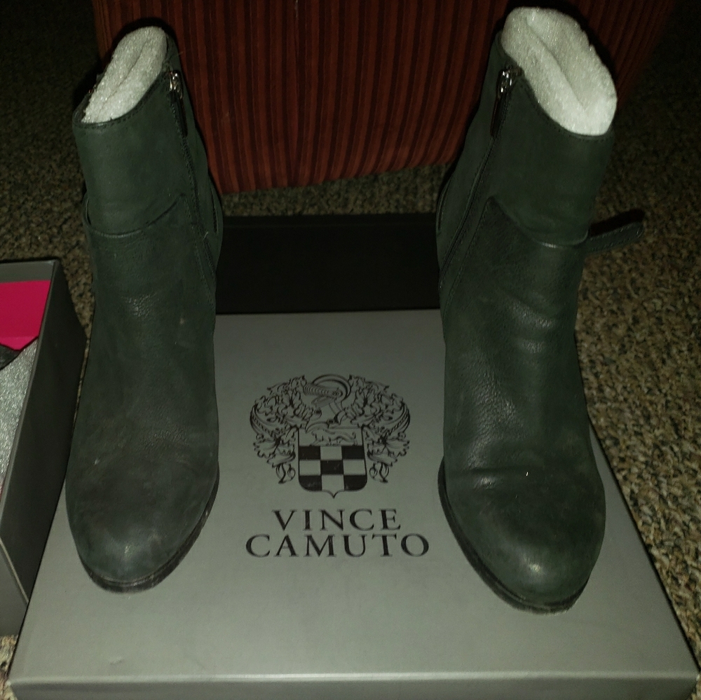 Vince camuto black silk goat hinnegan ankle boots